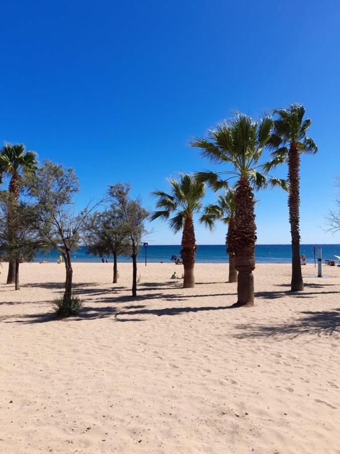 Location Port Frejus, Bord De Mer Eksteriør billede